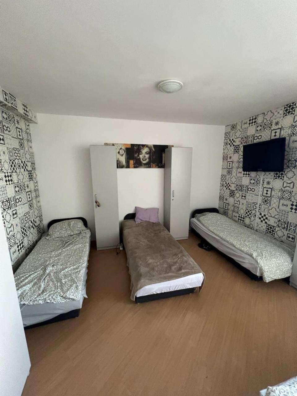 Hostel „U Sashka” Varšava Exteriér fotografie