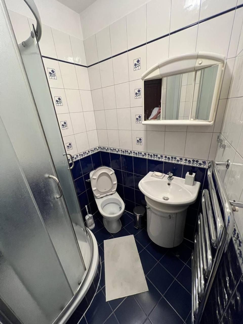 Hostel „U Sashka” Varšava Exteriér fotografie