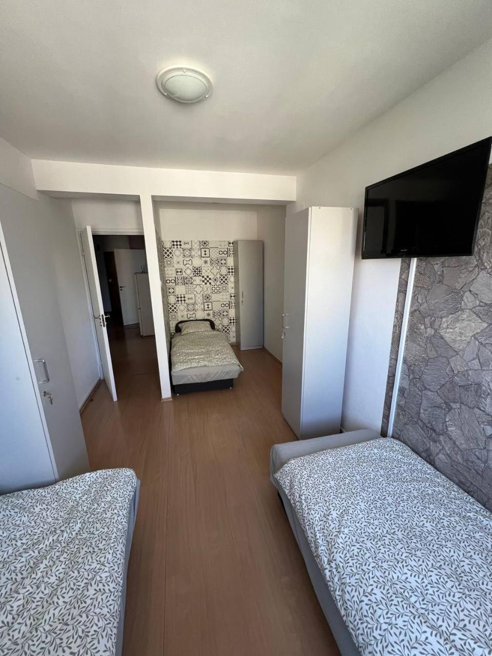 Hostel „U Sashka” Varšava Exteriér fotografie