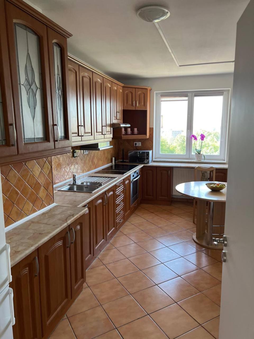Hostel „U Sashka” Varšava Exteriér fotografie